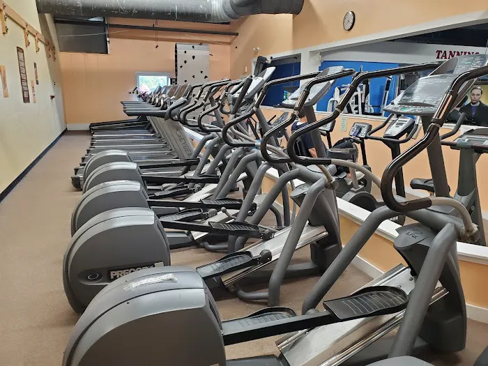 Supreme Fitness Inc Picture 1