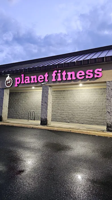 Planet Fitness Picture 8
