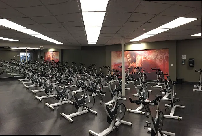 LA Fitness Picture 3