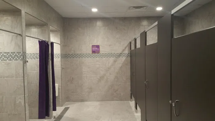 Planet Fitness Picture 2