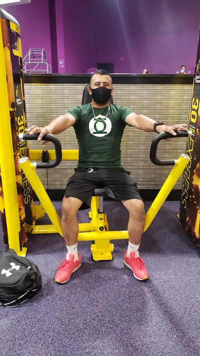 Planet Fitness Picture 5
