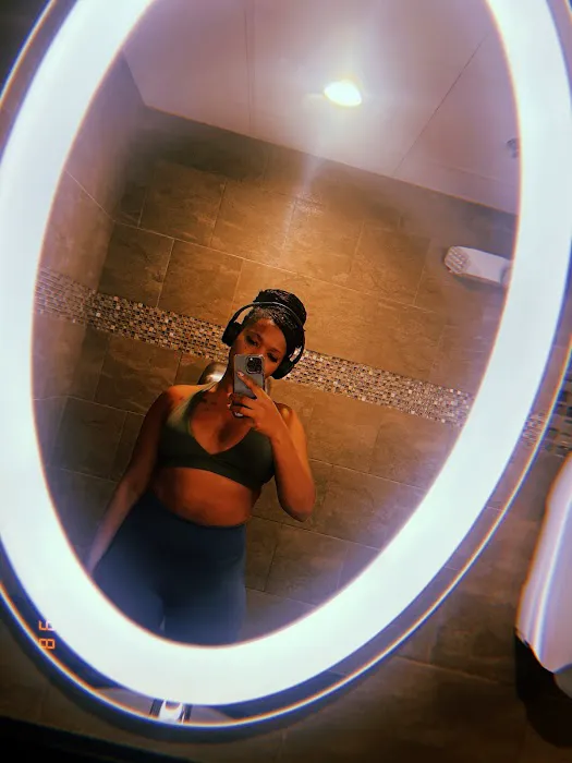 Planet Fitness Picture 8