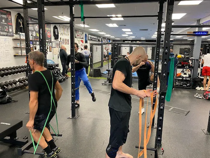 Strength N Honor Training and Nutrition Coaching Picture 8