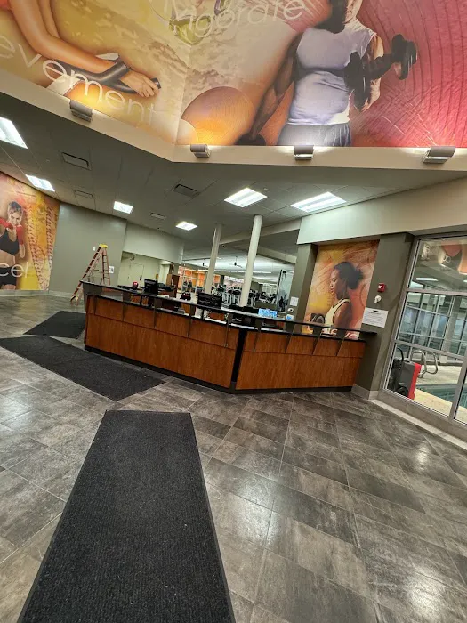 LA Fitness Picture 10