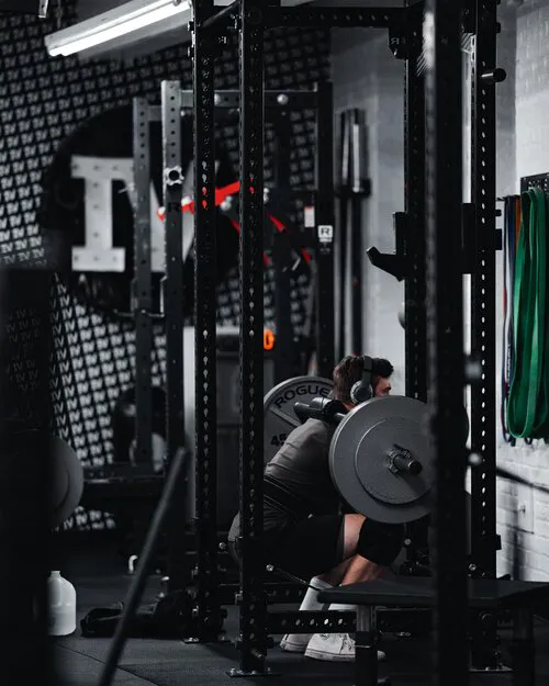 IRON VAULT Picture 7