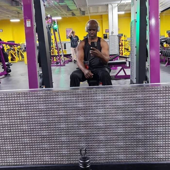 Planet Fitness Picture 2