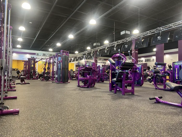 Planet Fitness Picture 2