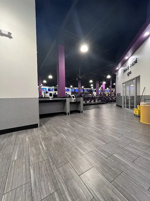 Planet Fitness Picture 3