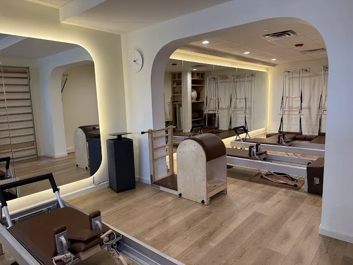 WeDo Pilates (위두 필라테스) - Classic Pilates, Romana's Pilates, Pilates Edgewater NJ Picture 4