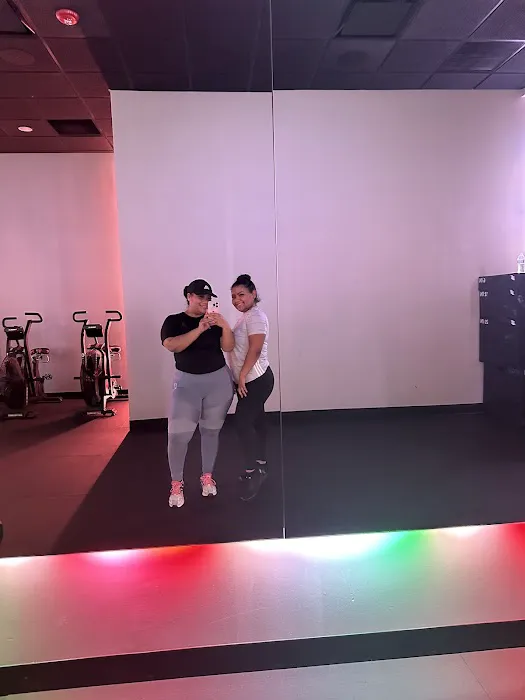 Basecamp Fitness Edgewater Picture 3