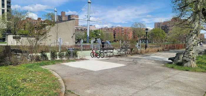Outdoor Gym Picture 8