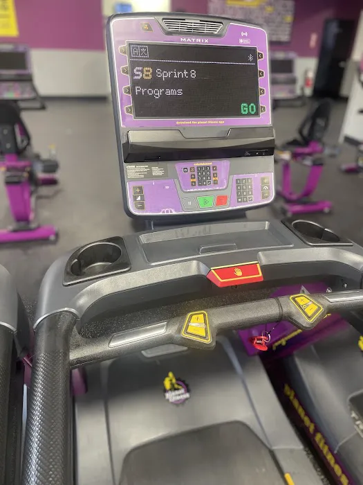 Planet Fitness Picture 9