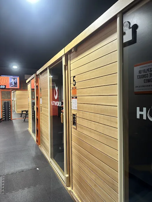 HOTWORX- Brooklyn, NY - Carroll Gardens Picture 2