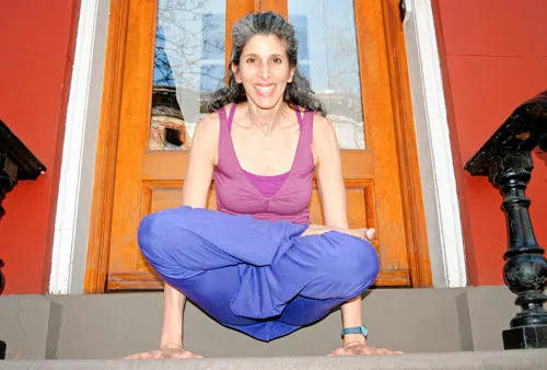 Jennifer Brilliant Yoga Picture 5