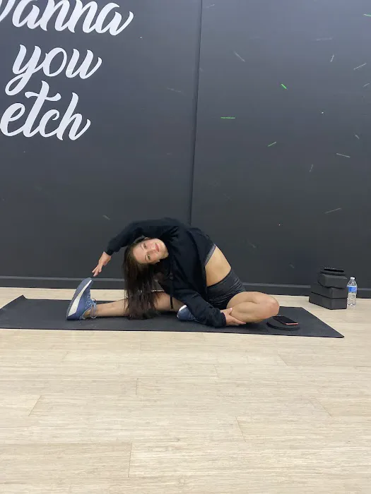 Stretch Brooklyn Picture 3