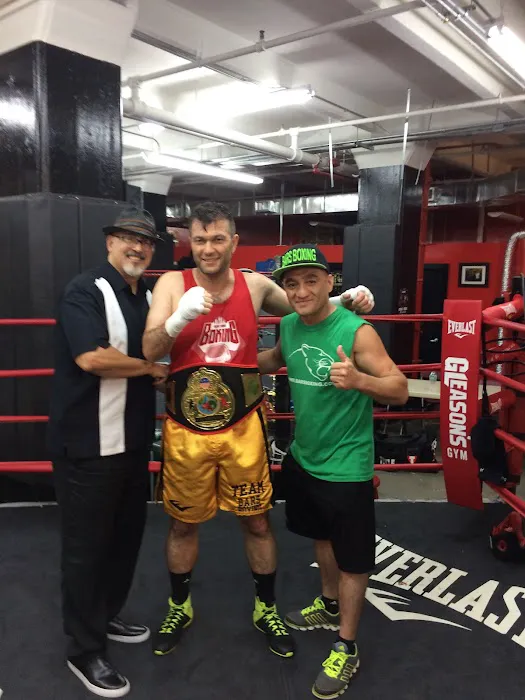 Bars Boxing Picture 4