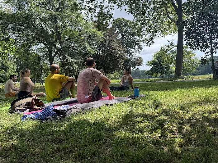 Prospect Park Yoga - Grand Army Plaza Picture 2