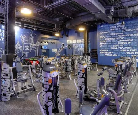 Crunch Fitness - Hoboken