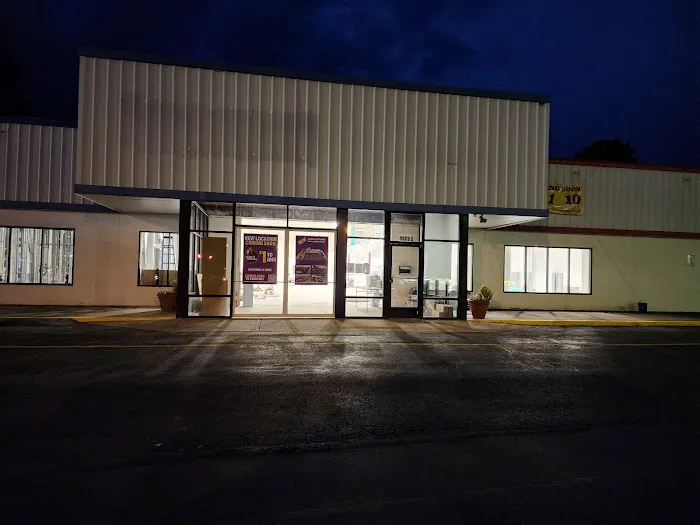 Planet Fitness Picture 2