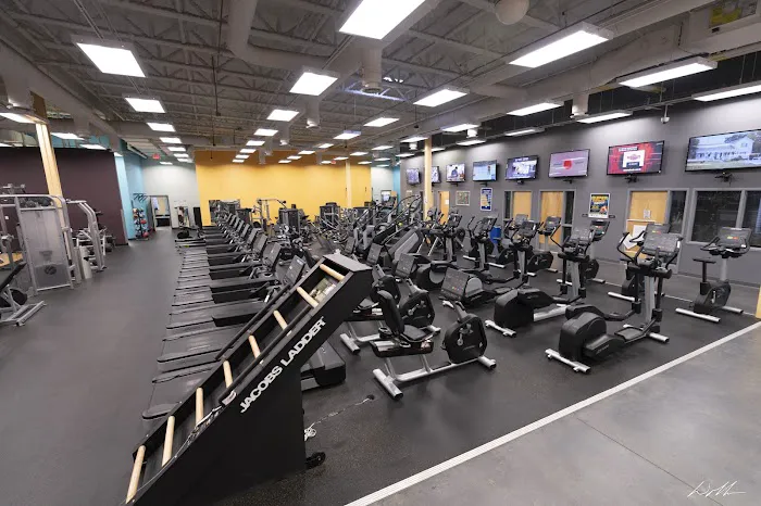 Dahlgren Fitness Center Picture 1