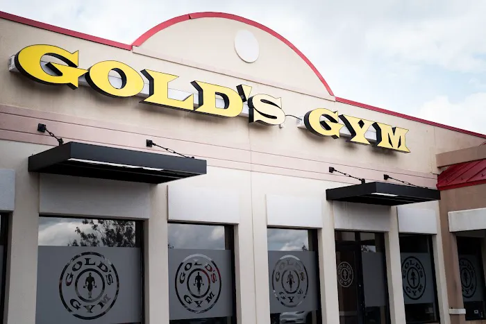 Gold's Gym Richmond Picture 1