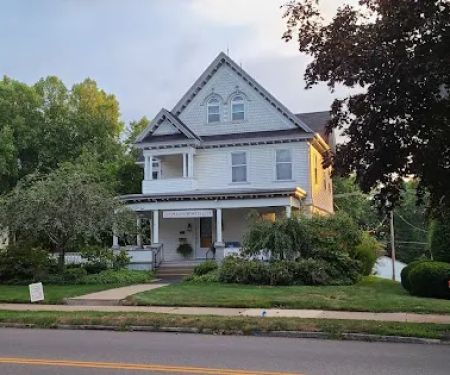 Columbiana Women's Club