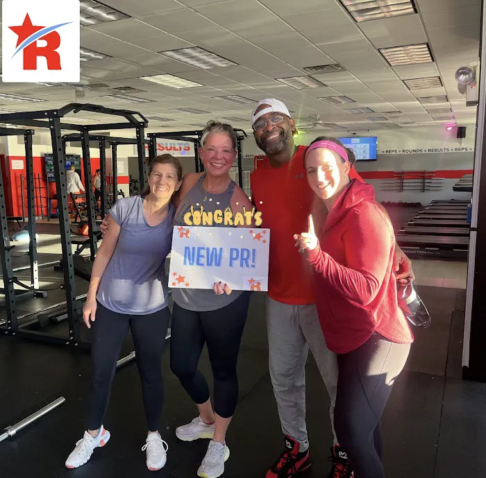 RESULTS FITNESS - GYM - STRENGTH - AND ENDURANCE Picture 2