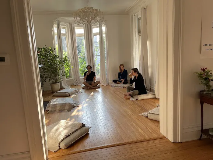 Shine Yoga Picture 1