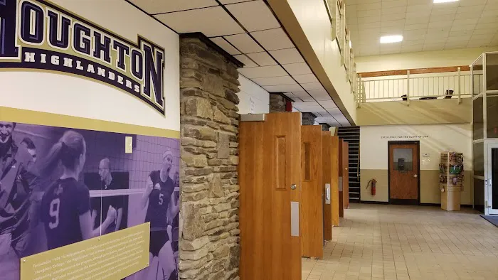 Nielsen Physical Education Center Picture 7