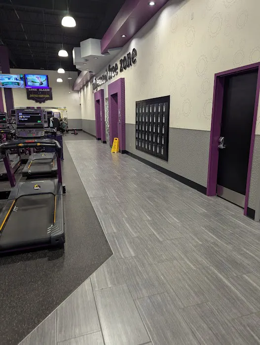 Planet Fitness Picture 1
