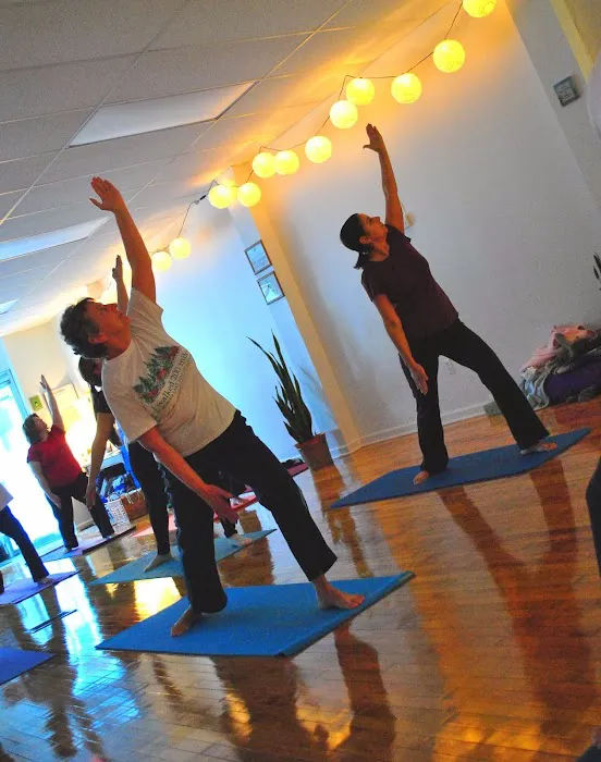 AM/PM YOGA SOURCE Picture 6