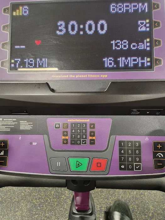 Planet Fitness Picture 5