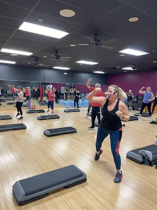 Crunch Fitness - Cicero Picture 10