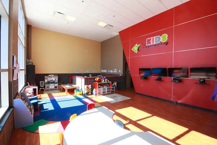 The Edge Fitness Clubs Picture 4