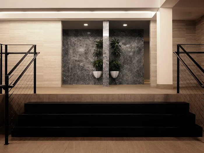 Equinox Greenwich Picture 3