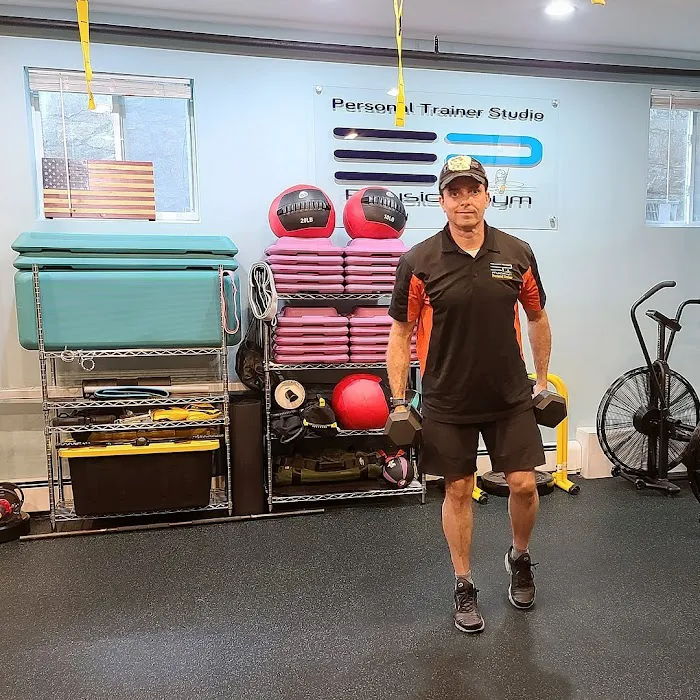 Physical Gym / Personal Trainer Studio Picture 10
