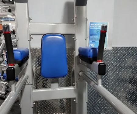 Crunch Fitness - Norwalk