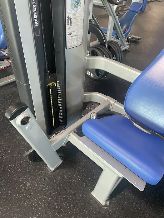 Crunch Fitness - Norwalk Picture 2