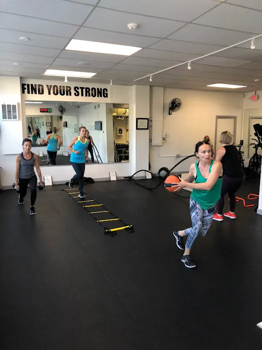 Studio 360 Fitness Picture 3