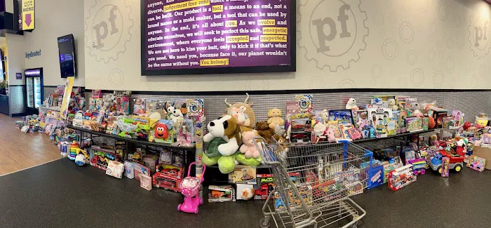 Planet Fitness Picture 9