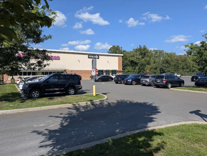 Planet Fitness Picture 5