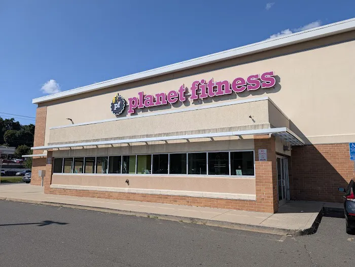 Planet Fitness Picture 8