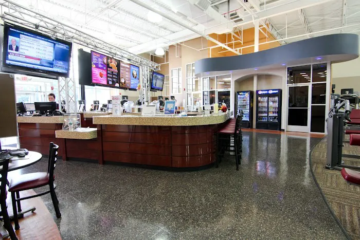 The Edge Fitness Clubs Picture 1