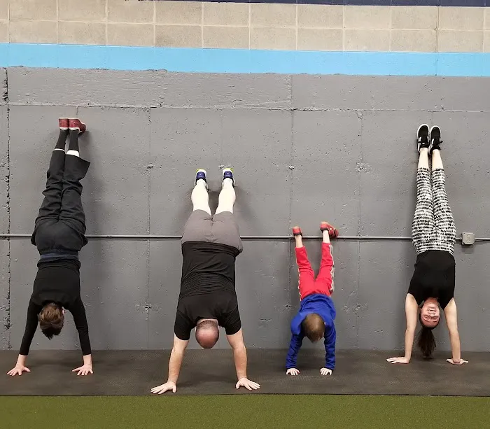 Raise The Bar Performance Picture 10