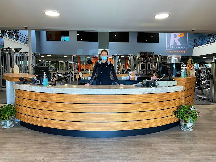 Physique Plus Fitness Center Picture 10