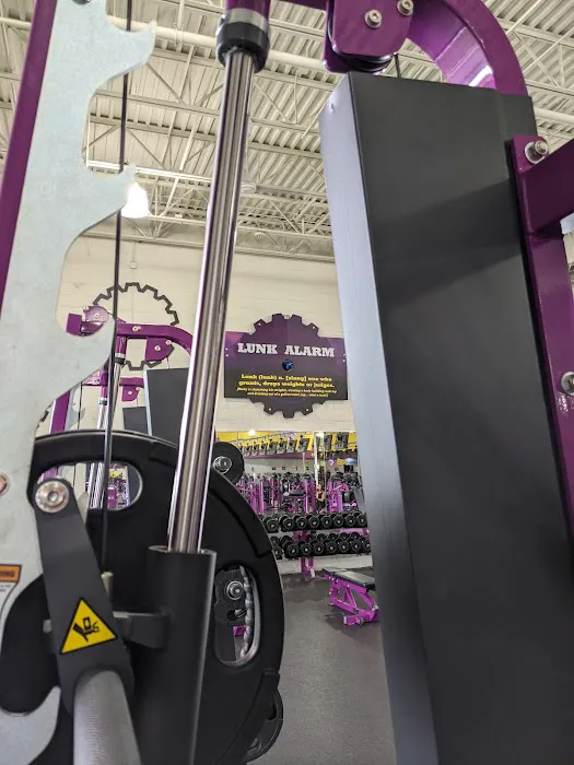 Planet Fitness Picture 10