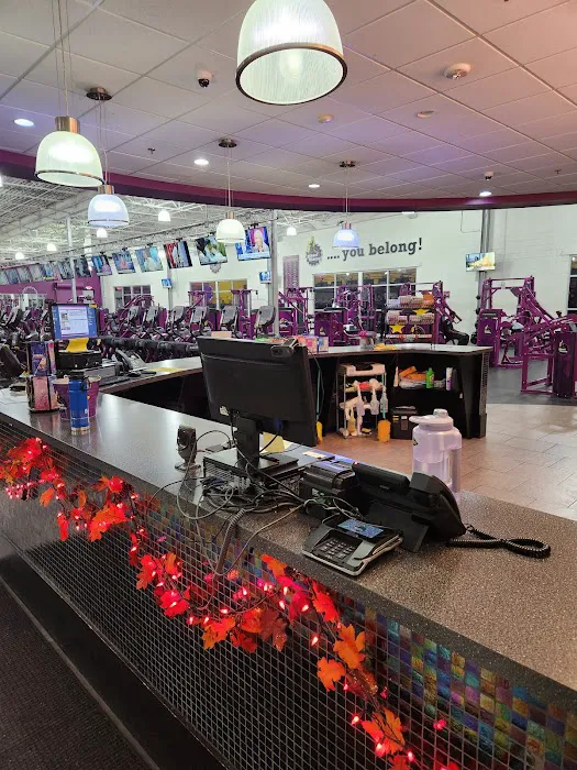 Planet Fitness Picture 9