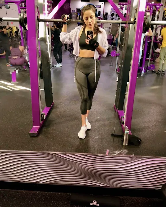 Planet Fitness Picture 10