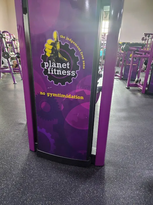 Planet Fitness Picture 8