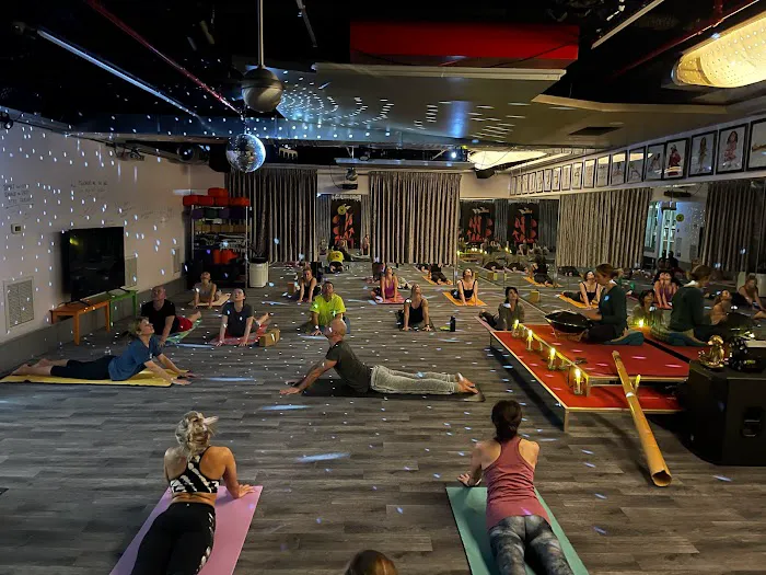 Yoga Hell Brooklyn - Hot Yoga and Hot Pilates Boutique Picture 10